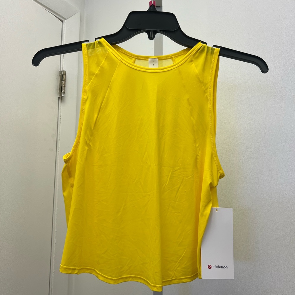 Lululemon sculpt cropped tank size 6 UTYL